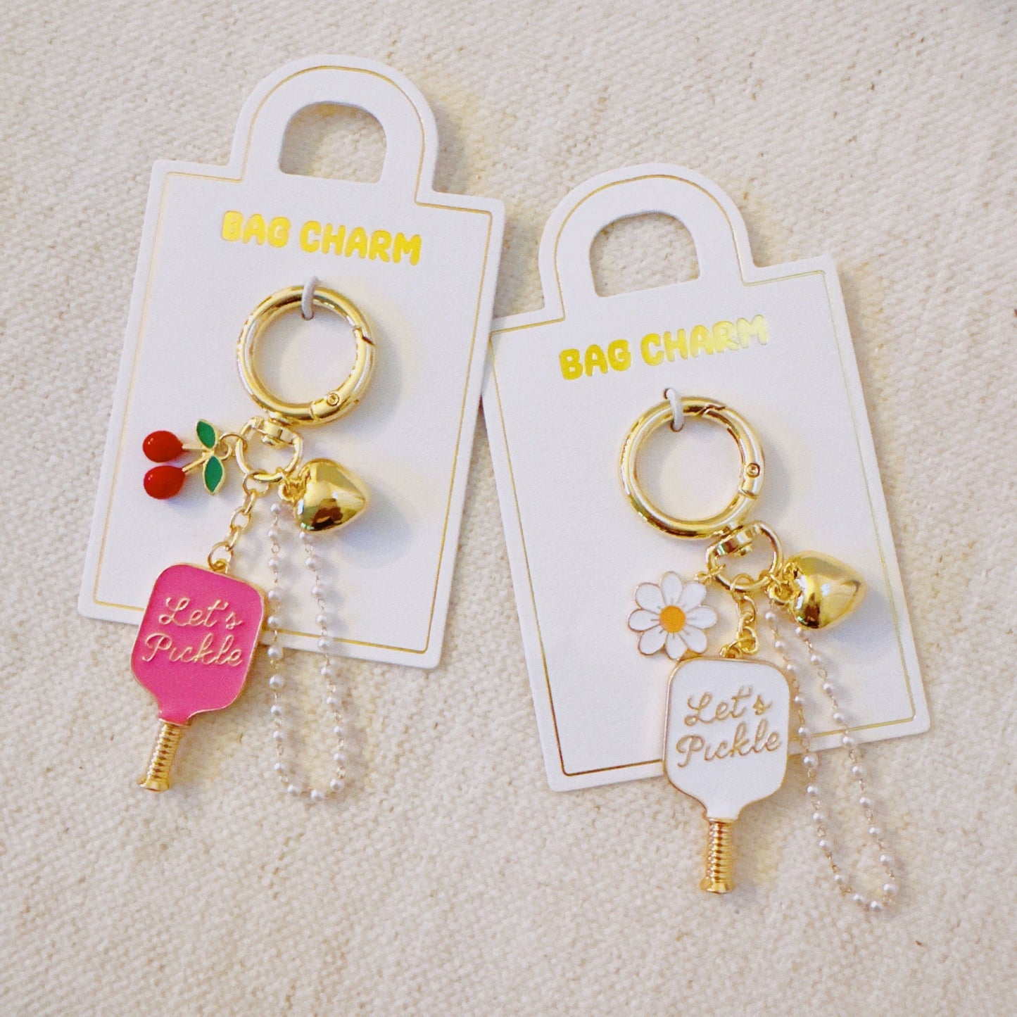 Pickleball Daisy Bag Charm – Sporty Floral Accessory with Paddle and Daisy Charms