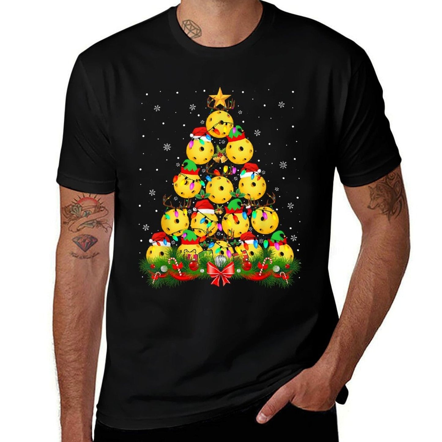 Funny Pickleball Christmas Tree Pickle Ball Santa Hat Xmas  Vintage-inspired T-Shirt